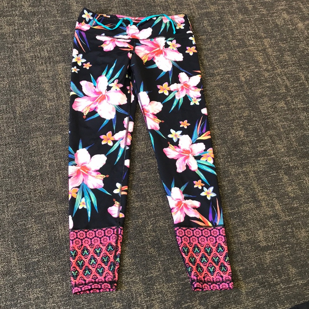 Old navy active leggings.